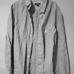 Men's Kenneth Cole button down shirt